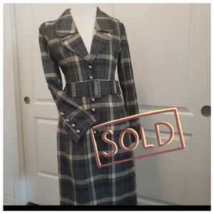 B B Dekota Plaid trench size L